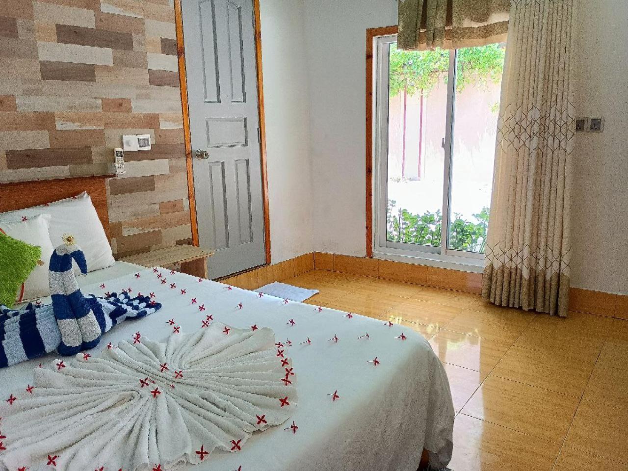 Olhumathi View Inn Ukulhas Екстериор снимка